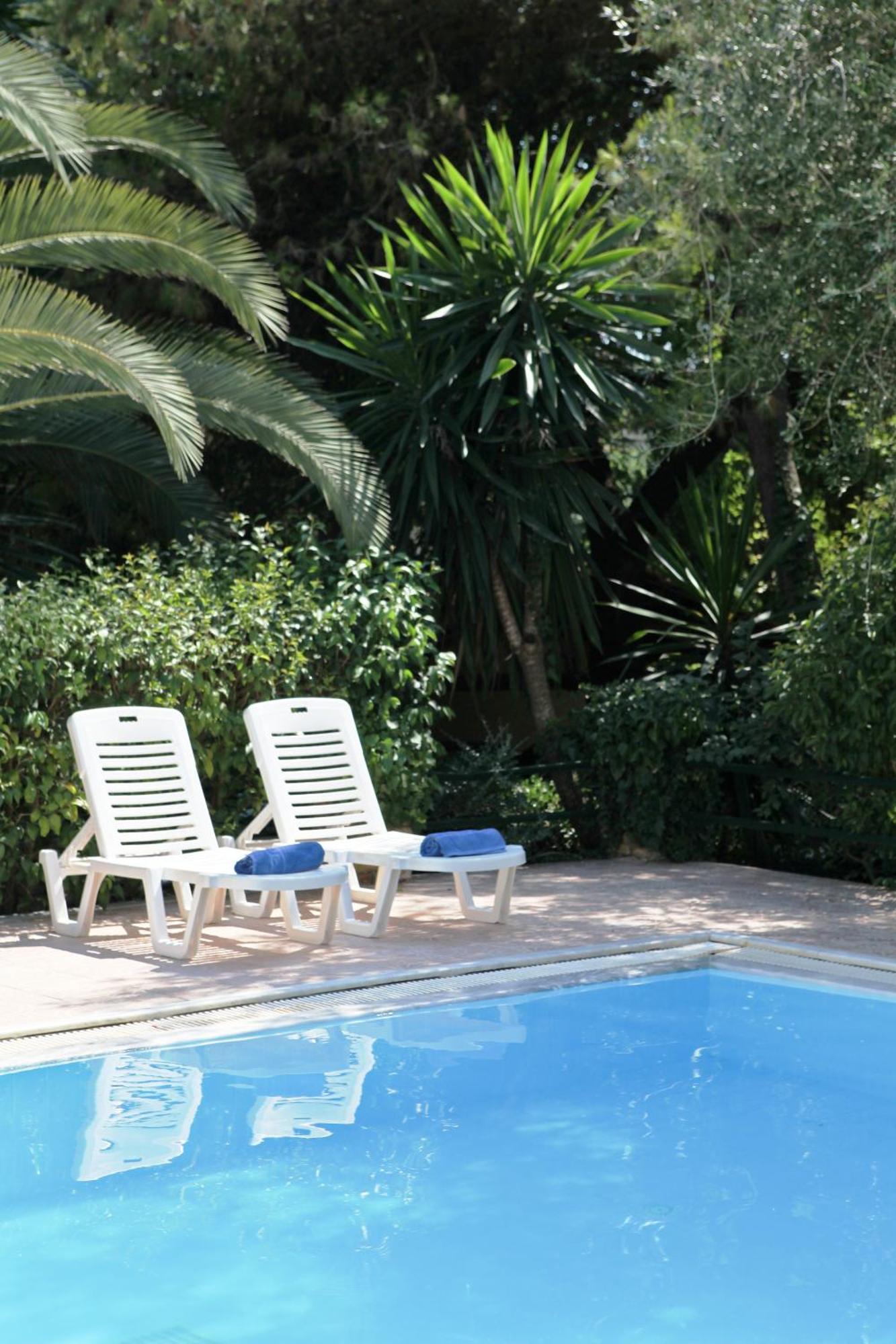 Hotel Galaxias 2*