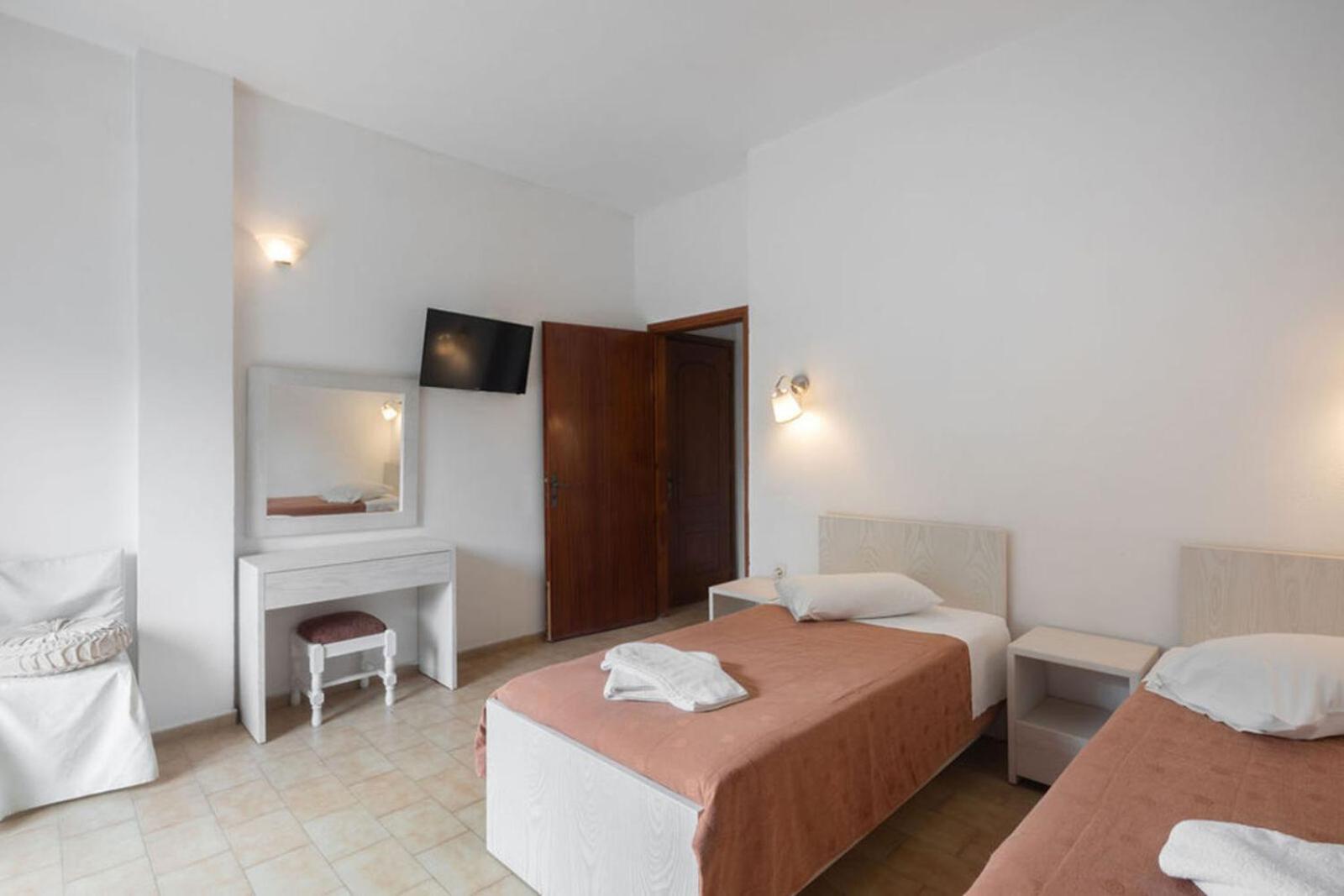 Galaxias Hotel 2*